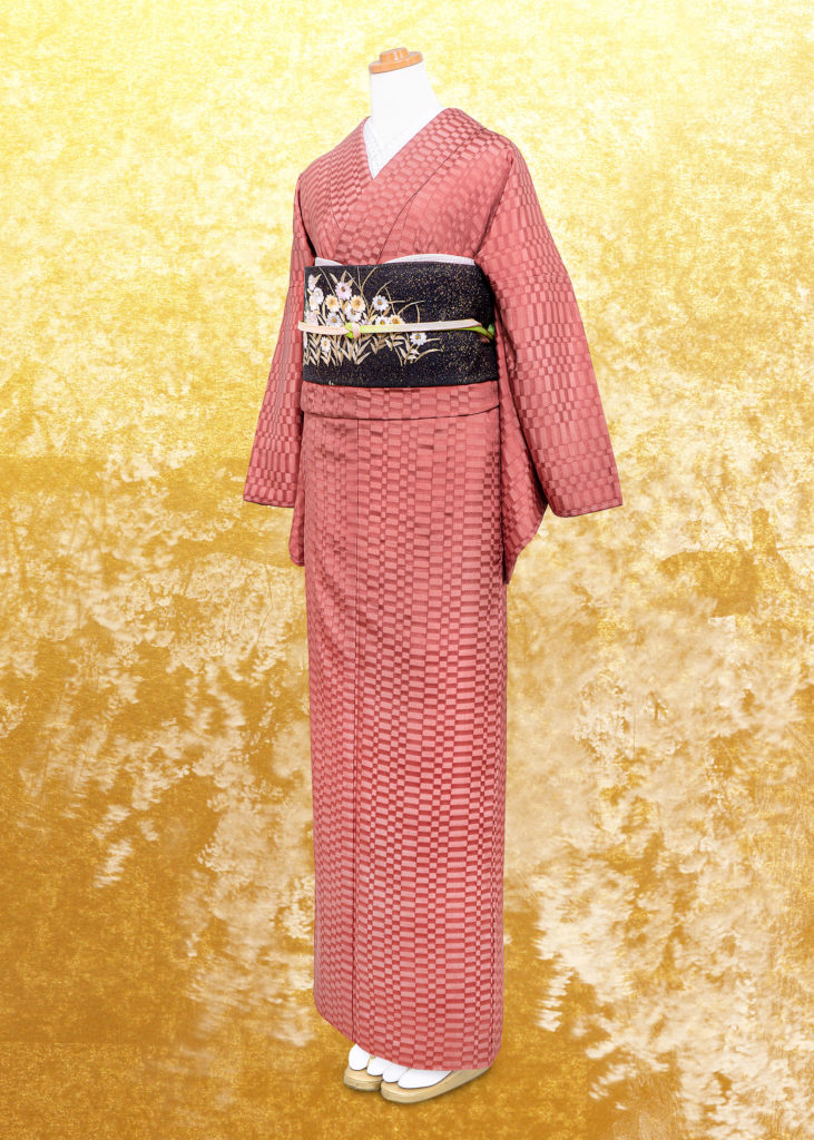 96 山崎世紀作 茜染色無地 - 銀座の着物レンタル「銀座きもの小町」